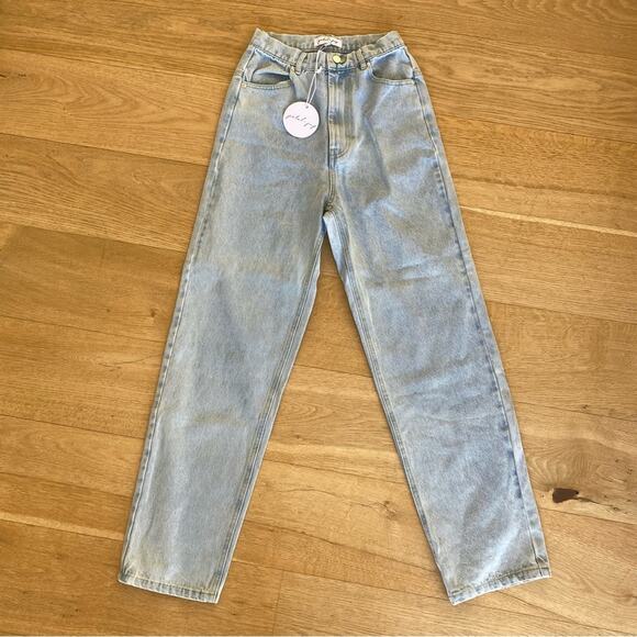 Petal & Pup Denim - Petal & Pup - Jilly Mom Style Jeans in Light Wash Denim in Light Blue